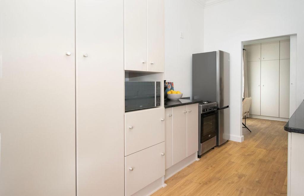 Middedorp Apartments สเตลเลนบอช ภายนอก รูปภาพ